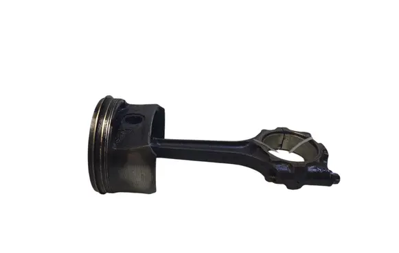 Opel Astra G Piston with connecting rod