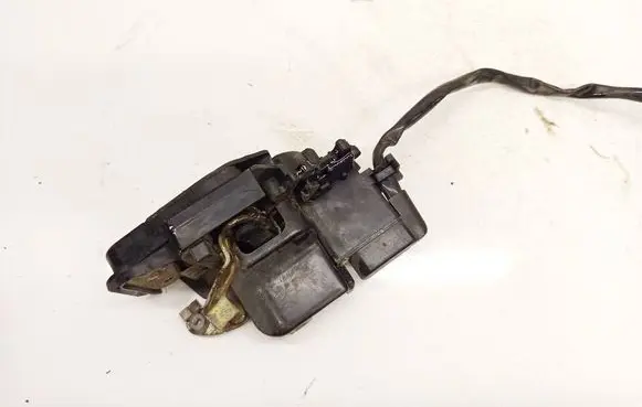Mazda Xedos 6 Rear door lock 1528007130