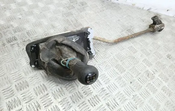 Audi A4 S4 B5 8D Gear shifter/selector 