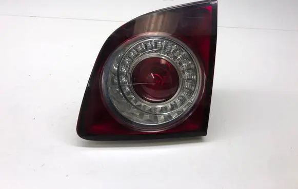 Volkswagen Golf Plus Tailgate rear/tail lights 5M0945094 89037925