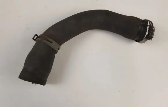 Mercedes-Benz Vito Viano W639 Engine coolant pipe/hose
