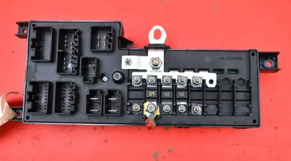 Volvo S60 Fuse box set 518829106