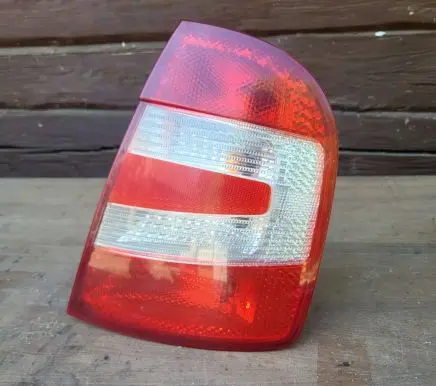 Skoda Fabia Mk1 (6Y) Tail light bulb cover holder 6Y6945257C