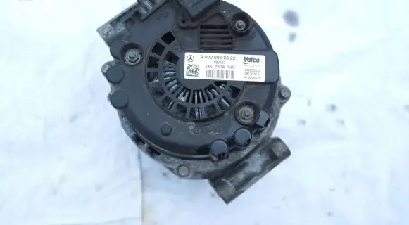 Mercedes-Benz X-class W470 Generator/alternator A0009060822 CG25S023
