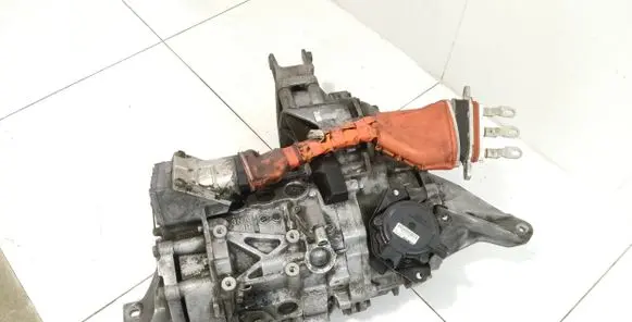 Nissan Leaf I (ZE0) Electric car motor EM61 3NA1R