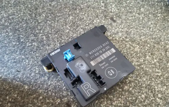 Mercedes-Benz E W211 Other control units/modules 2118201626