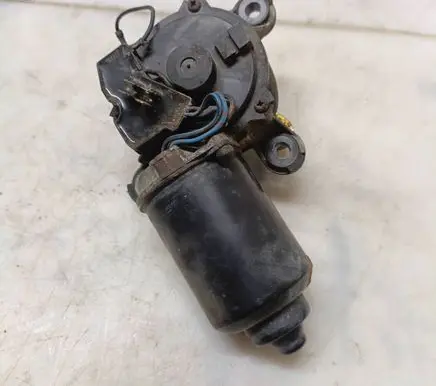 Mitsubishi Pajero Wiper motor 