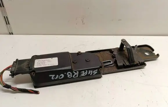 Skoda Superb B6 (3T) Tailgate/trunk/boot lift motor 4F9827383E 100612 0325922