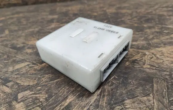 Nissan X-Trail T30 Other control units/modules 235508H715