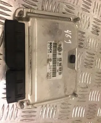 Volkswagen PASSAT B5.5 Engine control unit/module 038906019ER