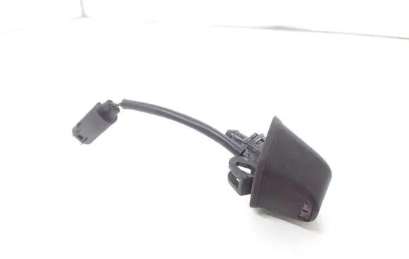 Windshield washer spray nozzle
