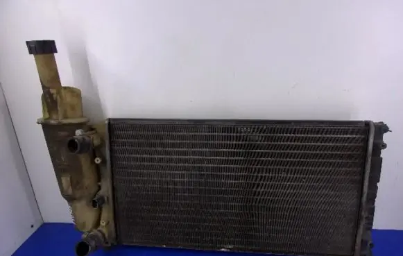 Fiat Punto (176) Coolant radiator