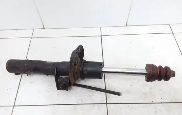 Volkswagen Touran I Front shock absorber/damper 1K0400054GF