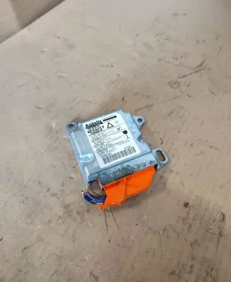 Renault Laguna I Airbag control unit/module 7700429613C 550629600