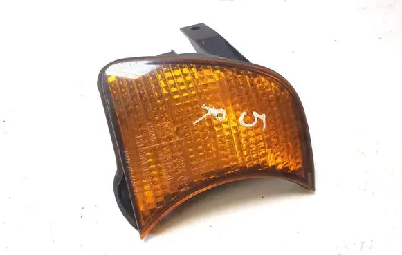 BMW 5 E34 Front indicator light 1384034