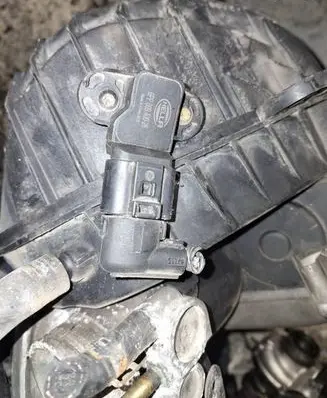 Volkswagen Touran I Air pressure sensor 6pp00940026