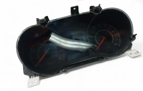 Mitsubishi Lancer Speedometer (instrument cluster) 8100B197