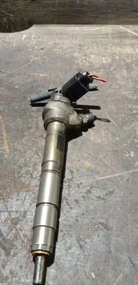 Audi A3 S3 8P Fuel injector 0445110369