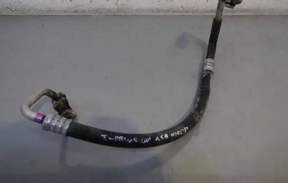 Toyota Prius (NHW20) Air conditioning (A/C) pipe/hose