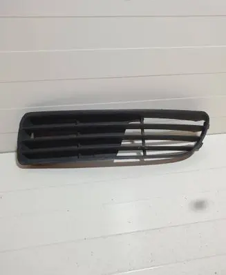 Audi A4 S4 B5 8D Front bumper lower grill 250510