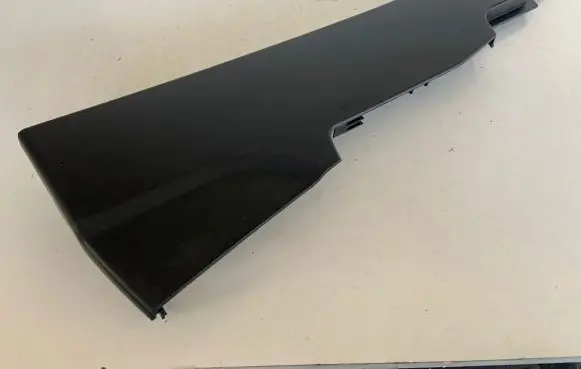 Audi Q7 4M Rear seat rail trim cover 4M0883686B 4M0883686B4PK