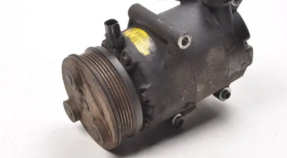 Volvo C30 Air conditioning (A/C) compressor (pump) 6M5H-19D629-AD