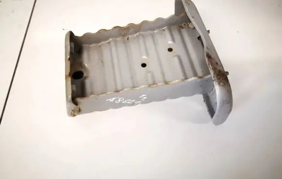 Toyota Urban Cruiser (XP110) Front bumper mounting bracket 
