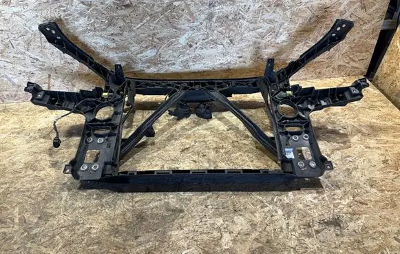 Audi Q7 4L Radiator support slam panel 