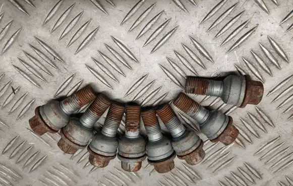 Audi Q5 SQ5 Nuts/bolts 