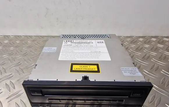 CD/DVD changer
