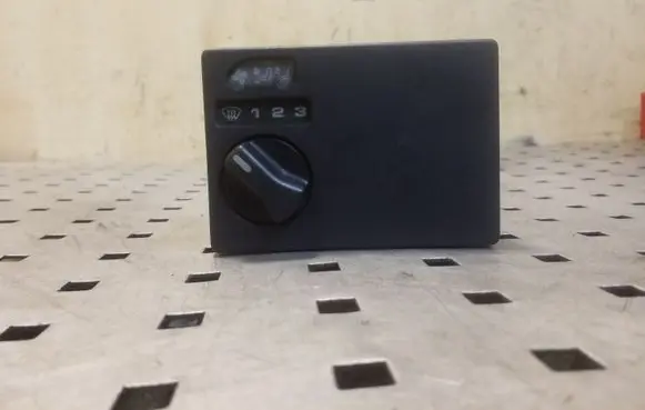 Volkswagen Transporter - Caravelle T4 Climate control unit 701959531