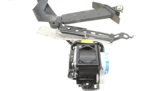 Nissan X-Trail T32 Front seatbelt TKKAH2EG673