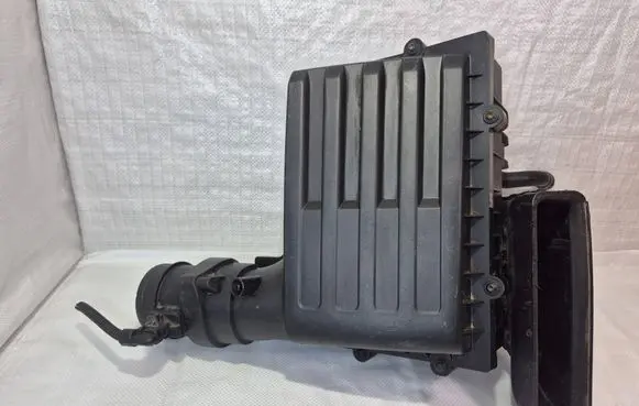 Skoda Superb B8 (3V) Air filter box 5Q0129607AA 5Q0129601AC 1081776S03