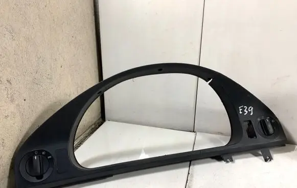BMW 5 E39 Dashboard trim 8186936