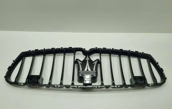 Maserati Ghibli Front bumper upper radiator grill 