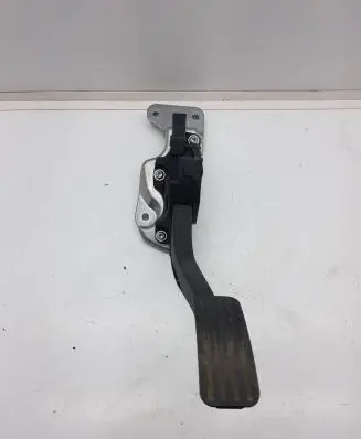 Land Rover Discovery 4 - LR4 Accelerator throttle pedal AH229F836AB 6PV00969825 C95YE03