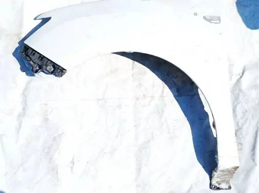 Dacia Sandero Fender Balta