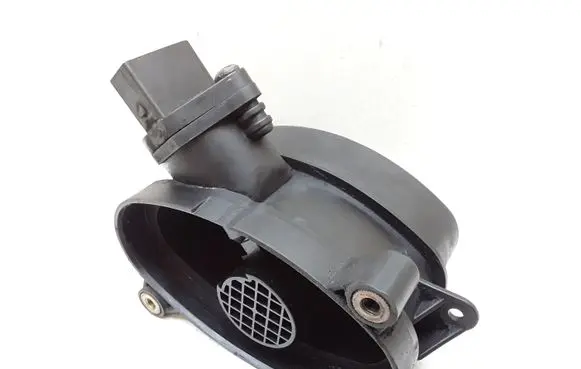 BMW 5 E39 Mass air flow meter 7787076 0928400468