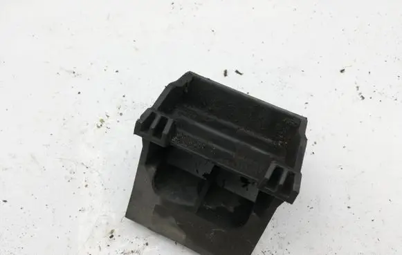 BMW 5 E60 E61 Radiator mount bracket 17117542517 7542517