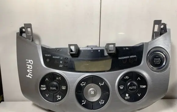 Toyota RAV 4 (XA30) Climate control unit 5590042290