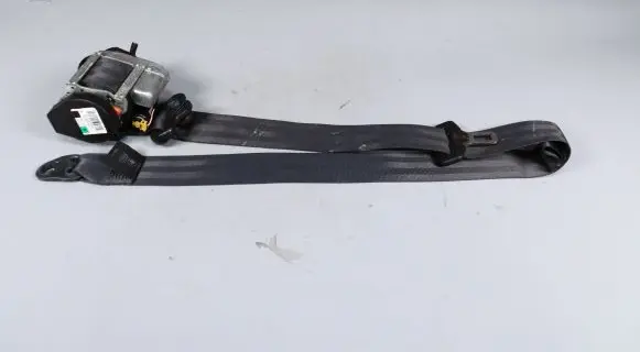 Ford Focus Front seatbelt BM5161294AAW 617231800