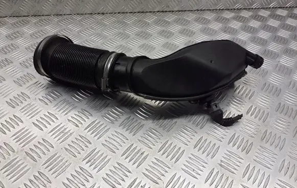 Skoda Superb B5 (3U) Air intake hose/pipe BRAK