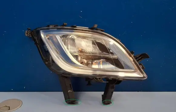 Opel Astra J Front fog light 13293619 662588537