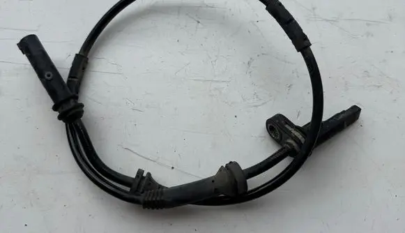 BMW X3 F25 ABS brake wheel speed sensor 6869293