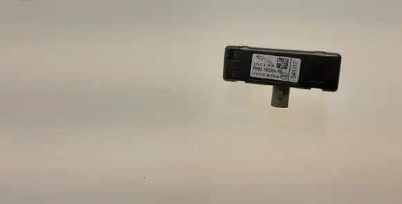 Land Rover Range Rover Velar Aerial antenna amplifier FW9319C024AB