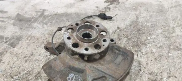 SsangYong Korando Front wheel hub spindle knuckle 4122134002 4142034000