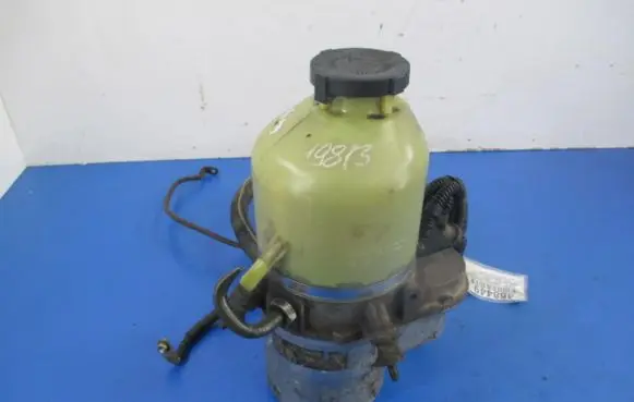 Opel Astra H Power steering pump