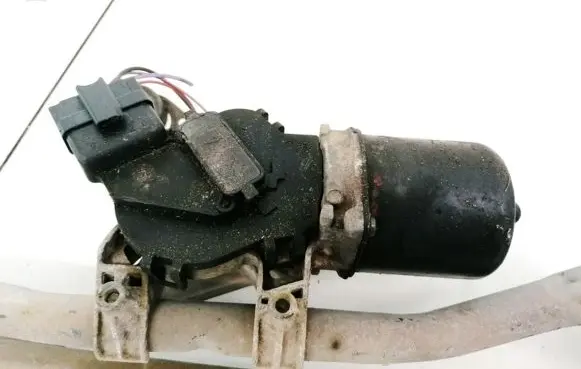 Renault Megane II Wiper motor