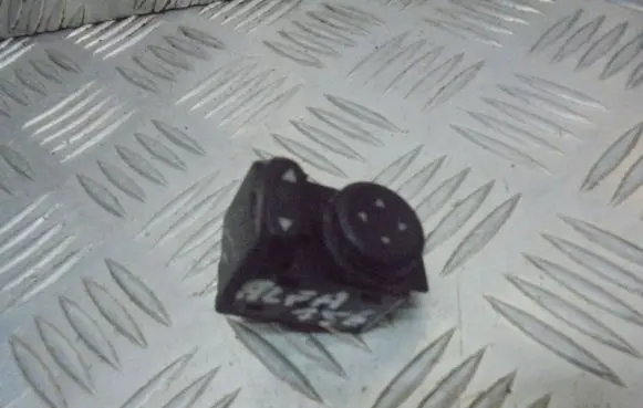 Alfa Romeo 156 Wing mirror switch