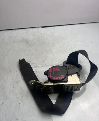 BMW Z3 E36 Front seatbelt 8146539 563051100 0420024